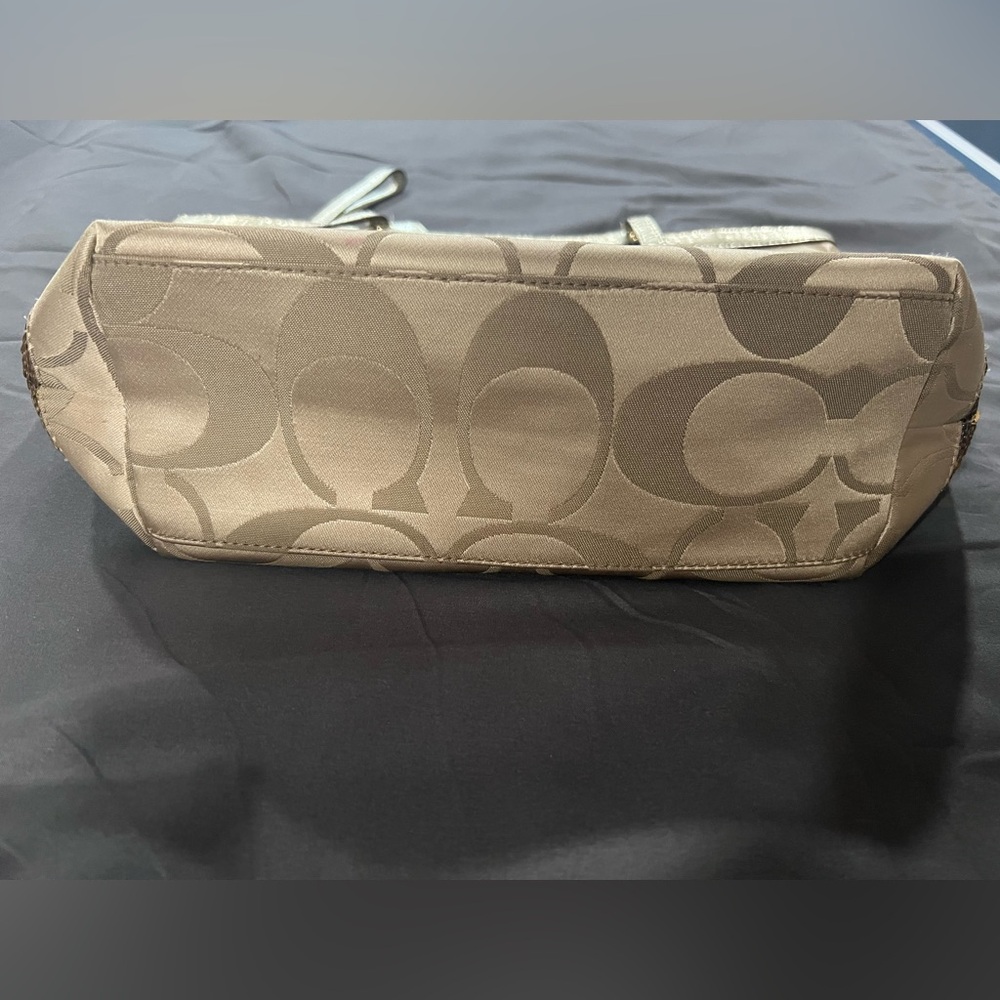 Coach Gold Jacquard Signature Gold Sequins Zip Tote Purse - Picture 5 of 8
